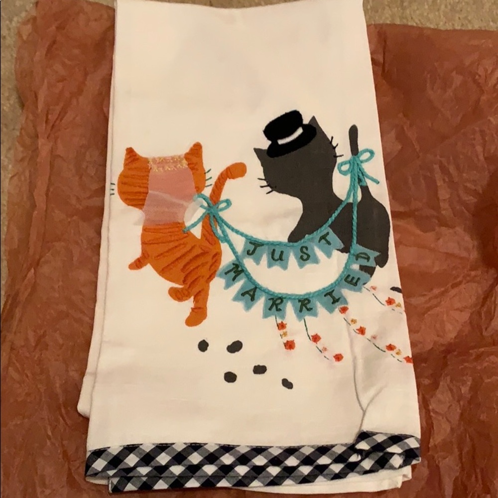 Anthropologie dish towel. Sold out.